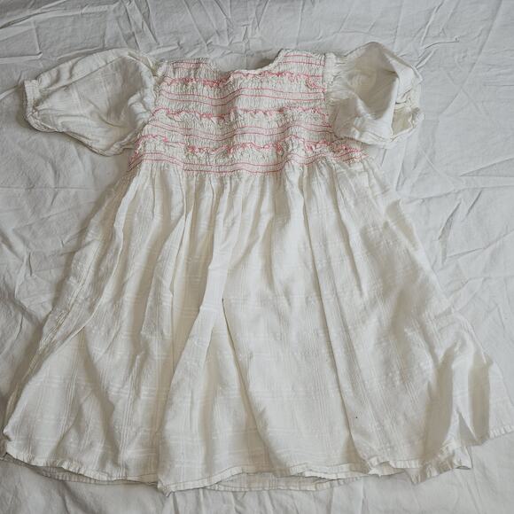 Zara Girls White Smocked Dress Short Sleeve Sz 4-5 - Picture 3 of 8